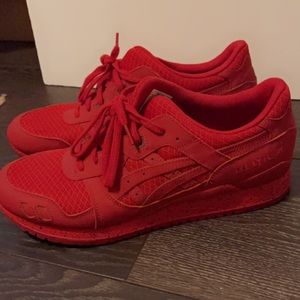 Men’s Size 12 Asics 2017 Athletic Shoes Red